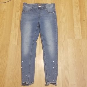 Blue skinny jeans